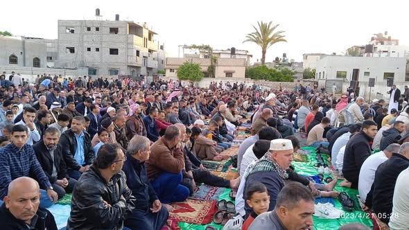 صورة خبر صلاة عيد الفطر في مصلى عبسان الكبيرة