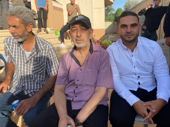 صورة خبر خطوبة محمد إبراهيم علي الشواف وغدير طلال أبو مطلق